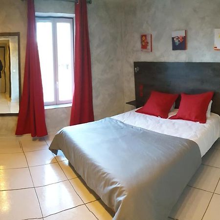Auberge De Bonpas Logis De France Hotel Avignon Bagian luar foto