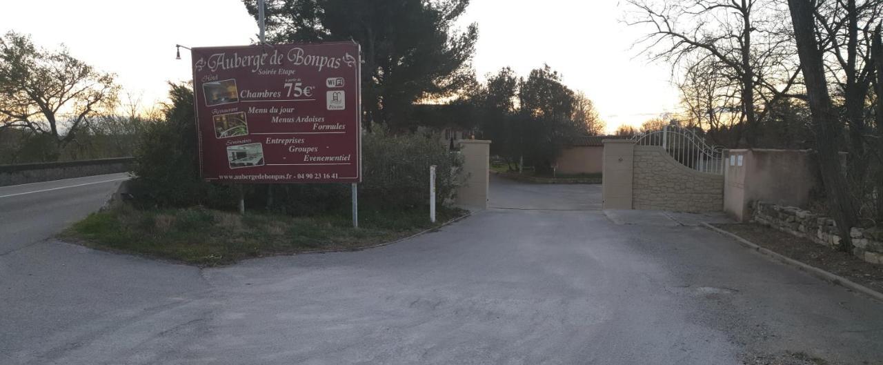 Auberge De Bonpas Logis De France Hotel Avignon Bagian luar foto